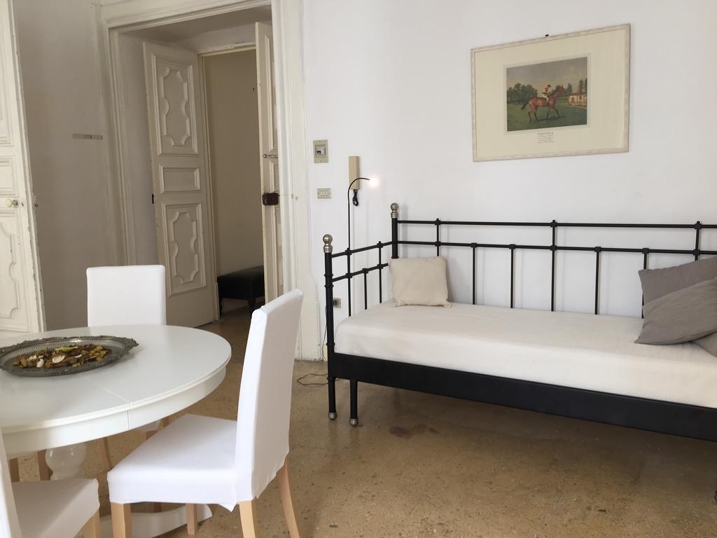 Palazzo Doxi Fontana Dimora Storica Apartment Gallipoli Bagian luar foto