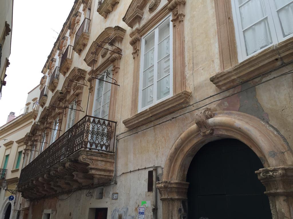 Palazzo Doxi Fontana Dimora Storica Apartment Gallipoli Bagian luar foto